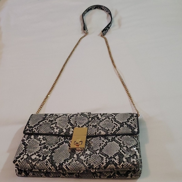 Madison west crossbows purse - Picture 4 of 4